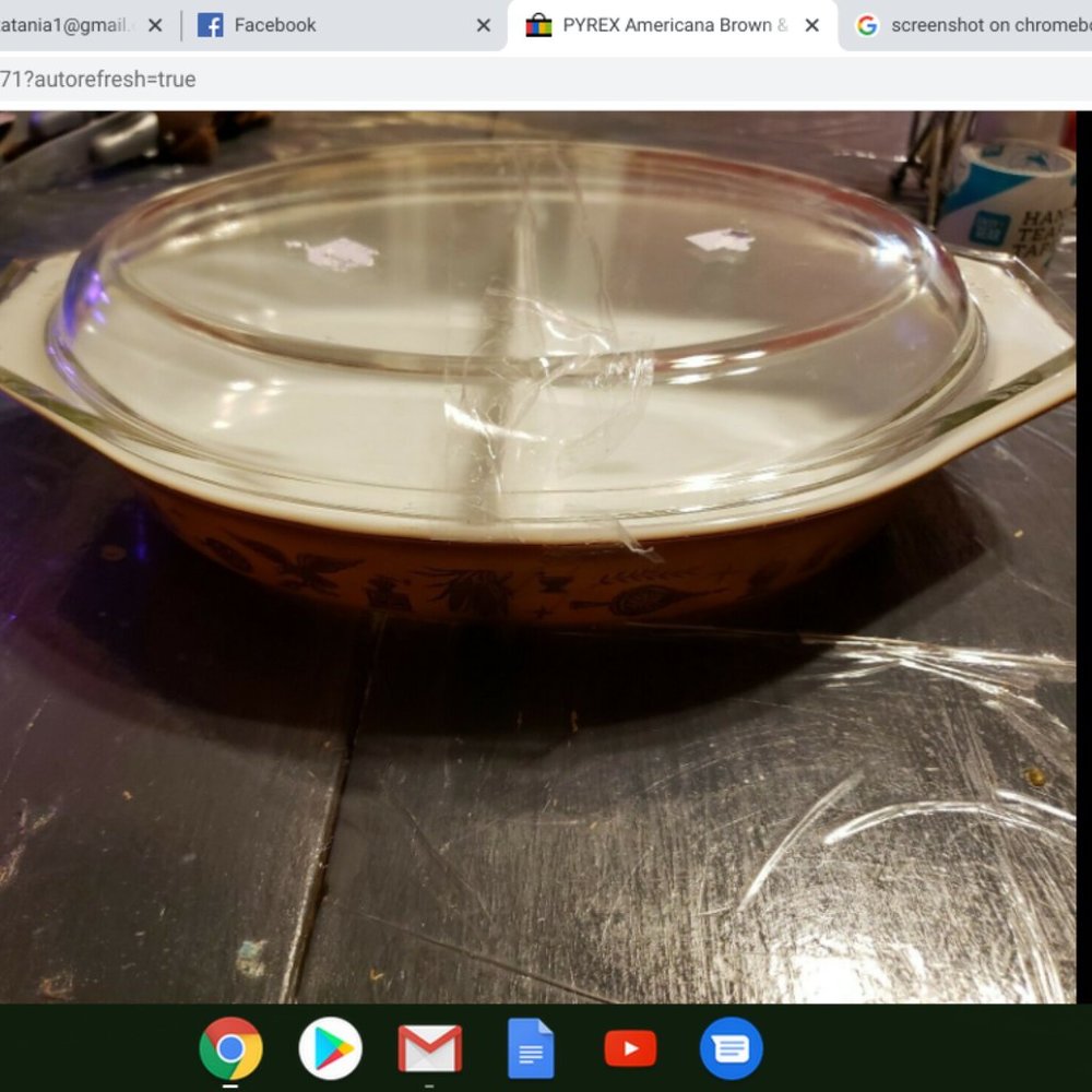 Pyrex American Cinderella divided casserole